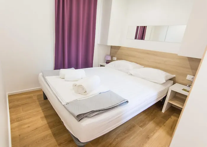 Mobile Opal 1 Biograd Na Moru